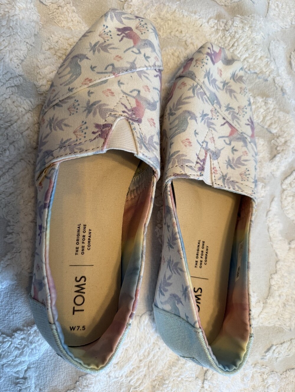 Toms Alpargata Slip On Pastel Uniorn Print Size 7.5